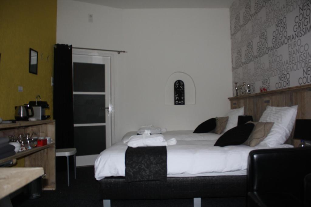 Bed & Breakfast Onder De Dekens Bed & Breakfast Harderwijk Bilik gambar